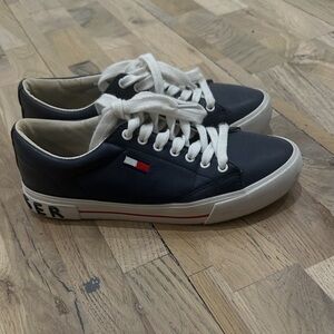 Tommy Hilfiger women Dark Blue and White Sneakers